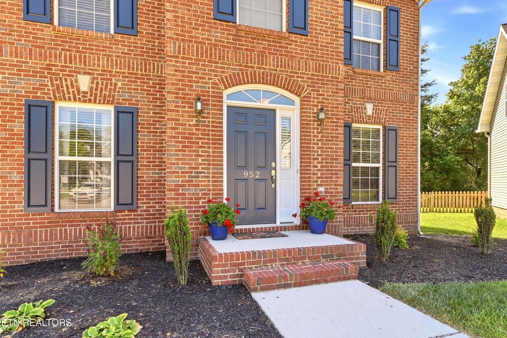 Photo of 952 Station View Rd, Knoxville, TN 37919 (MLS # 1343454)