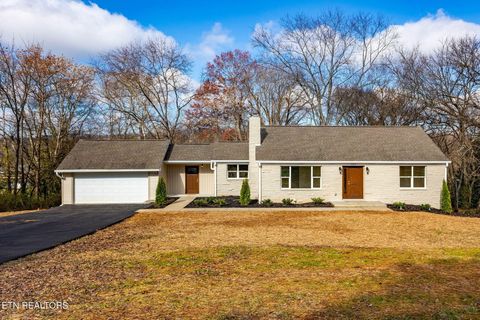 Photo of 3915 Washington Pike, Knoxville, TN 37917 (MLS # 1324018)
