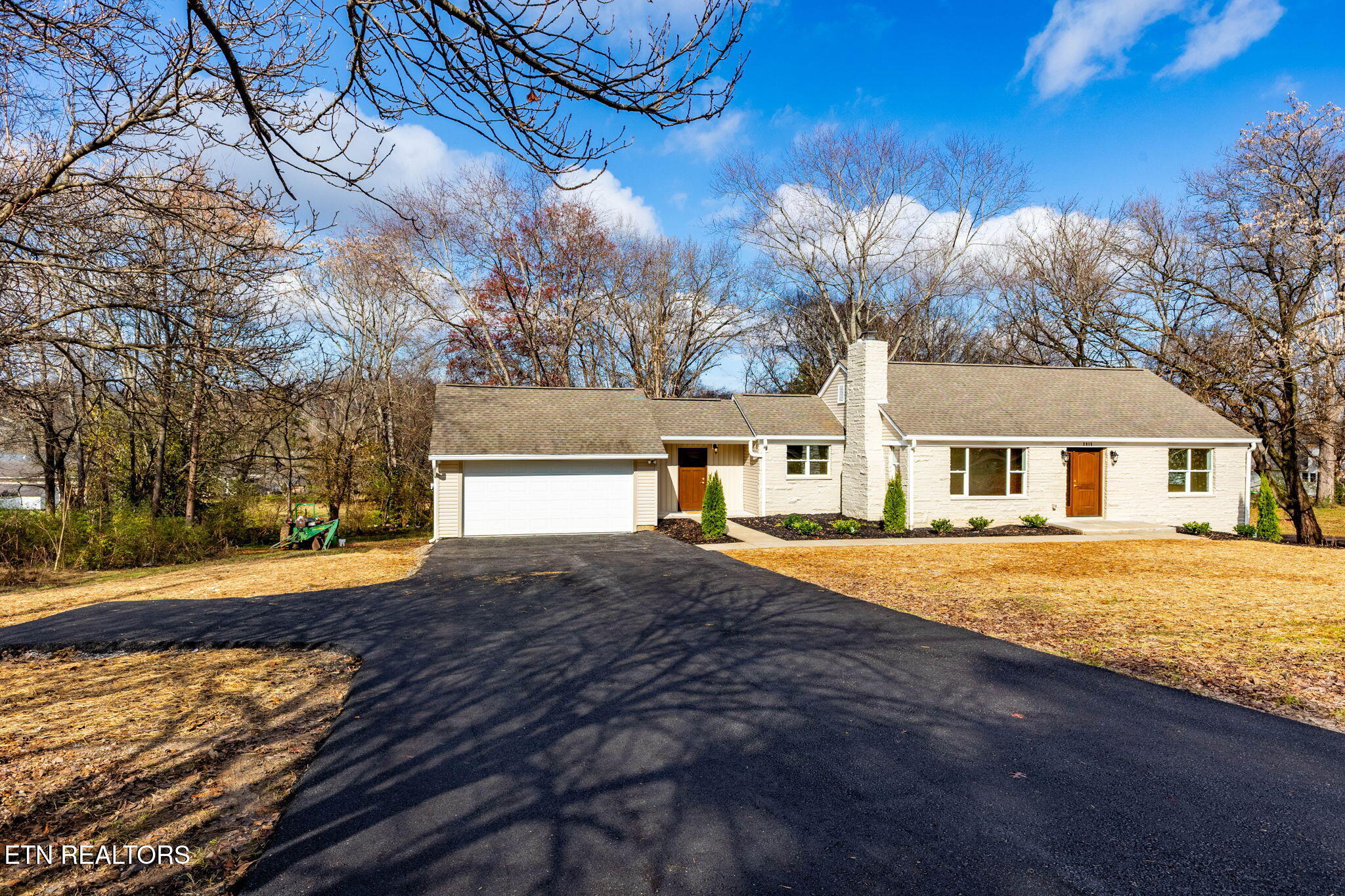 3915 Washington Pike