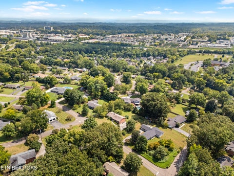 Tiny photo for 8300 Bennington Drive, Knoxville, TN 37909 (MLS # 1353994)