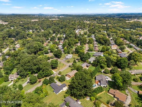Tiny photo for 8300 Bennington Drive, Knoxville, TN 37909 (MLS # 1353994)