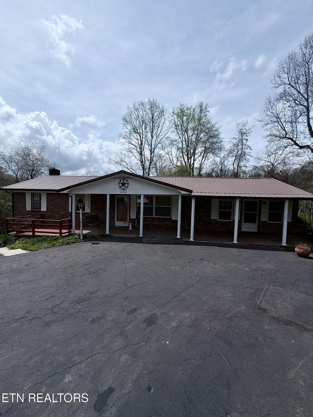 Photo of 507 Lisa Drive, New Tazewell, TN 37825 (MLS # 1335447)