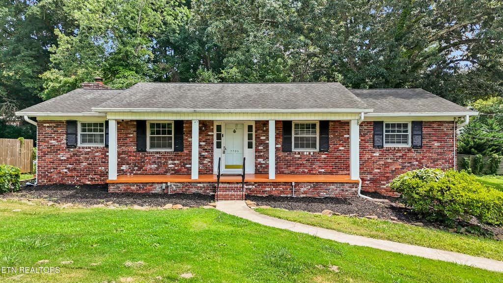 Photo of 7720 Devonshire Drive, Knoxville, TN 37919 (MLS # 1349803)