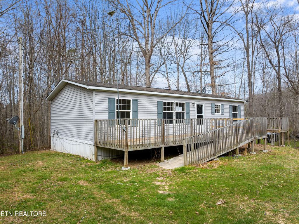 Photo of 153 Wilderness Drive, New Tazewell, TN 37825 (MLS # 1256418)