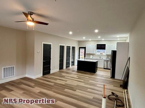 Tiny photo for 112 Emerson Way, Lenoir City, TN 37772 (MLS # 1355184)
