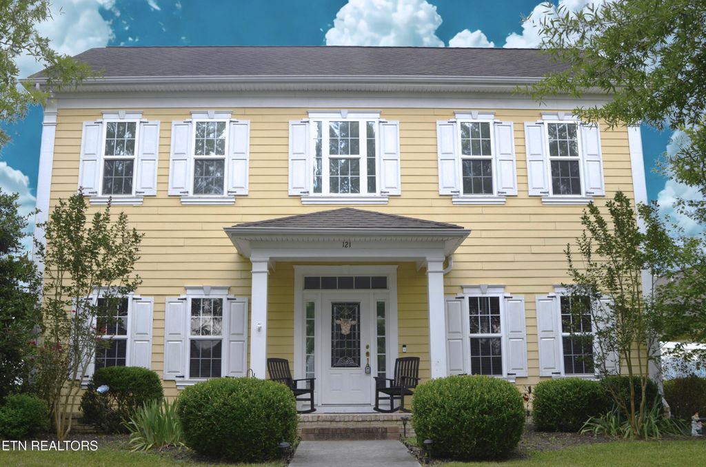 Photo of 121 Fallberry St, Oak Ridge, TN 37830 (MLS # 1306094)