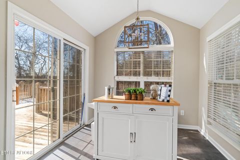 Tiny photo for 929 Station View Rd, Knoxville, TN 37919 (MLS # 1327890)