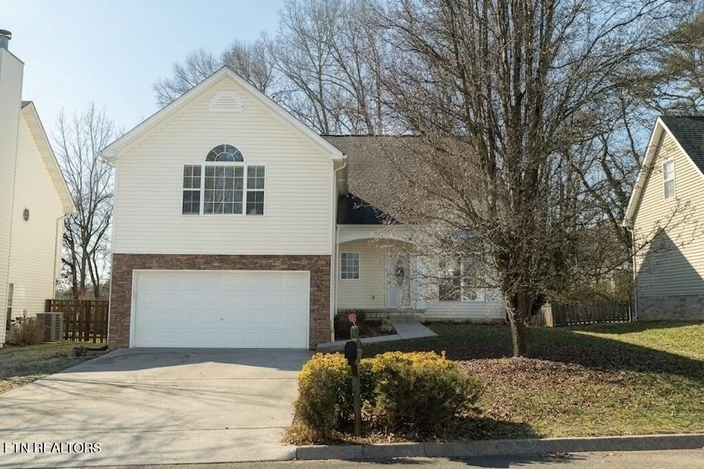 Photo of 929 Station View Rd, Knoxville, TN 37919 (MLS # 1327890)