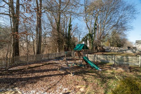 Tiny photo for 929 Station View Rd, Knoxville, TN 37919 (MLS # 1327890)