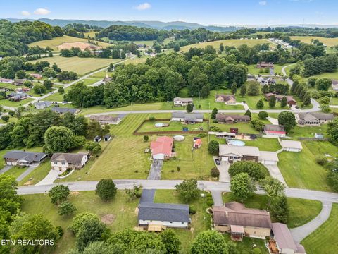 Tiny photo for 158 Whitaker Drive, Tazewell, TN 37879 (MLS # 1343182)