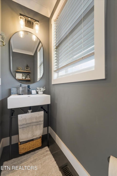 Tiny photo for 200 James Ridge Rd, Loudon, TN 37774 (MLS # 1357742)
