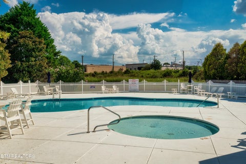 Tiny photo for 820 Stratford Ave, Sweetwater, TN 37874 (MLS # 1360238)