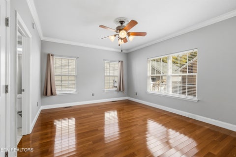 Tiny photo for 820 Stratford Ave, Sweetwater, TN 37874 (MLS # 1360238)