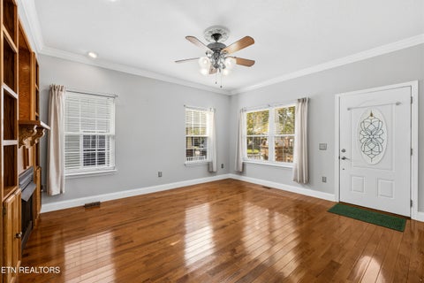 Tiny photo for 820 Stratford Ave, Sweetwater, TN 37874 (MLS # 1360238)
