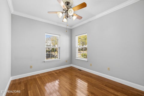Tiny photo for 820 Stratford Ave, Sweetwater, TN 37874 (MLS # 1360238)