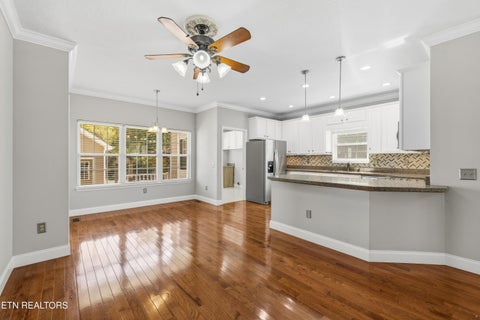 Tiny photo for 820 Stratford Ave, Sweetwater, TN 37874 (MLS # 1360238)