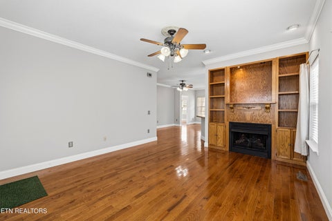 Tiny photo for 820 Stratford Ave, Sweetwater, TN 37874 (MLS # 1360238)