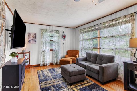 Tiny photo for 508 W Hemlock St, LaFollette, TN 37766 (MLS # 1342677)