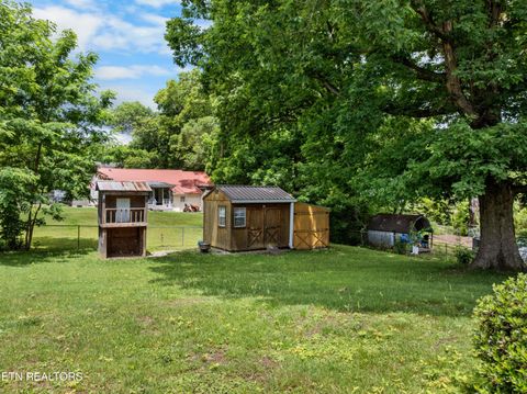 Tiny photo for 508 W Hemlock St, LaFollette, TN 37766 (MLS # 1342677)