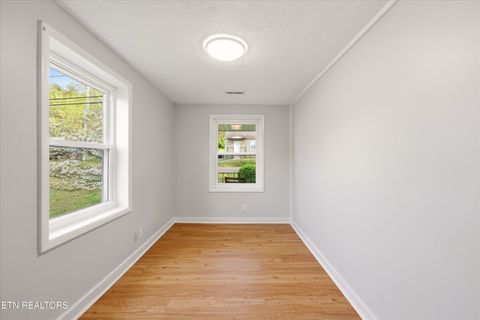 Tiny photo for 5028 Mcintyre Rd, Knoxville, TN 37914 (MLS # 1335010)