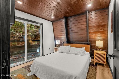 Tiny photo for 915 Stans Rd, Gatlinburg, TN 37738 (MLS # 1323836)