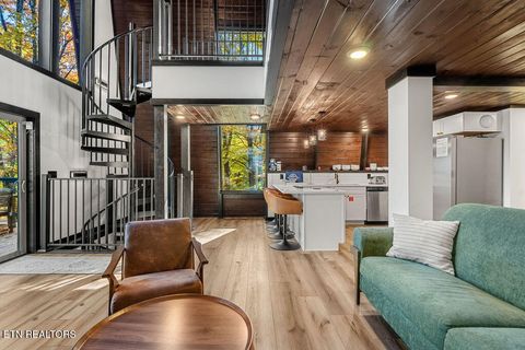 Tiny photo for 915 Stans Rd, Gatlinburg, TN 37738 (MLS # 1323836)