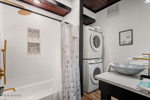 Tiny photo for 915 Stans Rd, Gatlinburg, TN 37738 (MLS # 1323836)