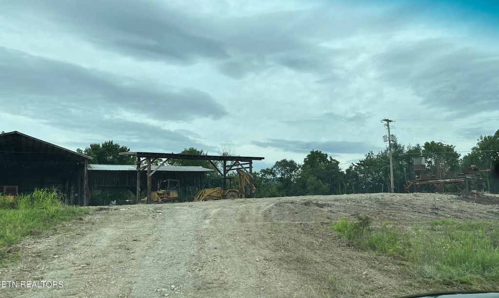 Photo of 3650 Back Valley Rd, Speedwell, TN 37870 (MLS # 1273155)