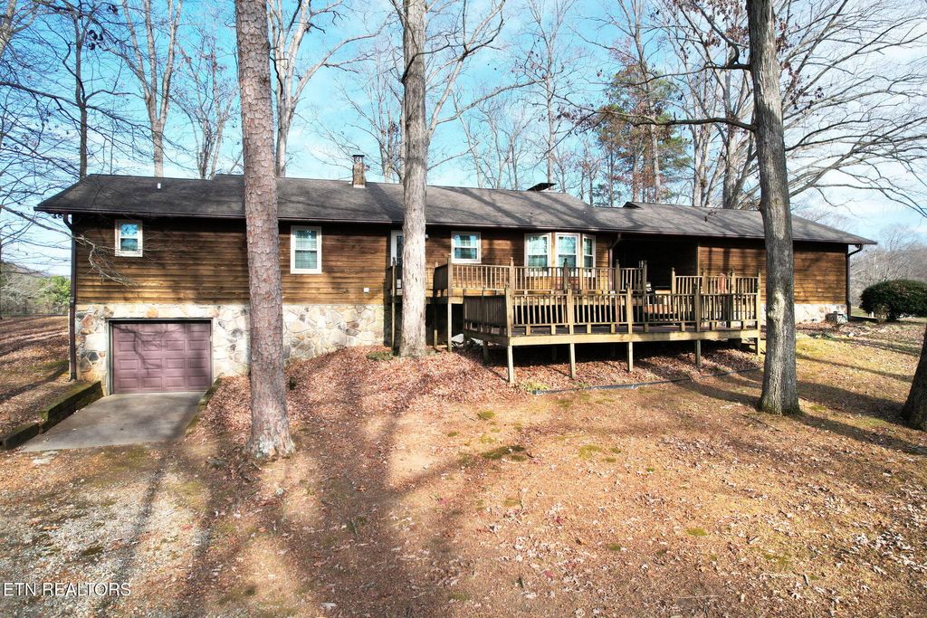 Photo of 304 County Road 475, Etowah, TN 37331 (MLS # 1324732)
