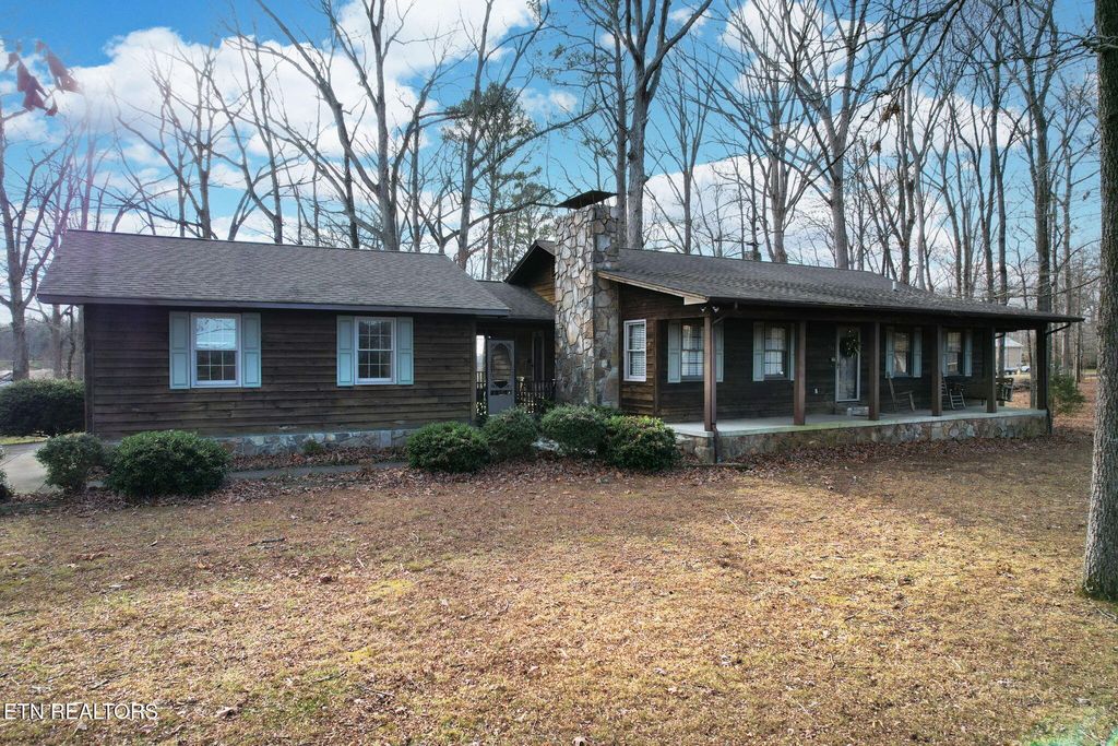 Photo of 304 County Road 475, Etowah, TN 37331 (MLS # 1324732)