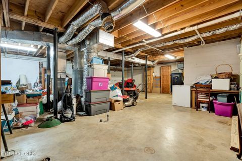 Tiny photo for 304 County Road 475, Etowah, TN 37331 (MLS # 1324732)