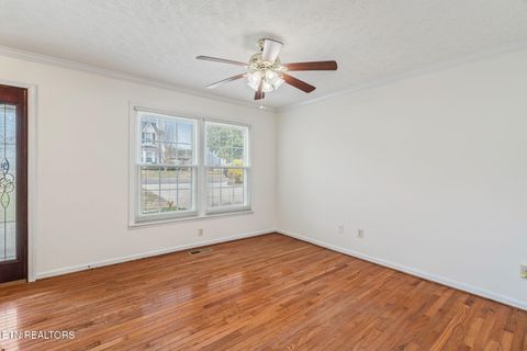 Tiny photo for 708 Marlin Lane, Clinton, TN 37716 (MLS # 1327883)