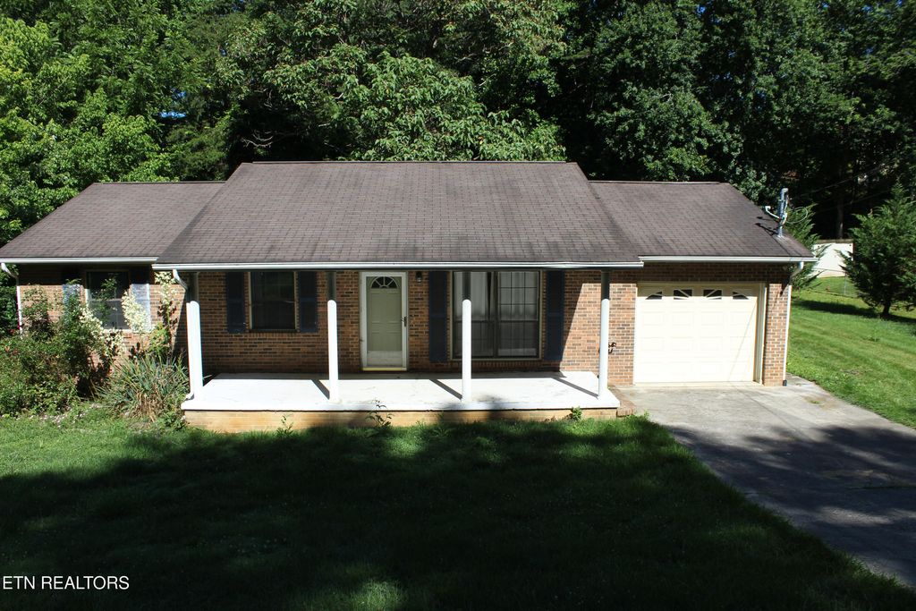 Photo of 4329 York Rd, Knoxville, TN 37938 (MLS # 1343555)