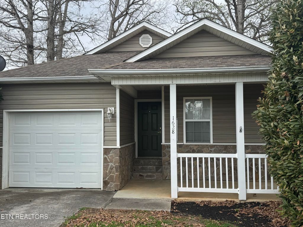 Photo of 1628 Monte Vista Drive, Sevierville, TN 37862 (MLS # 1335302)