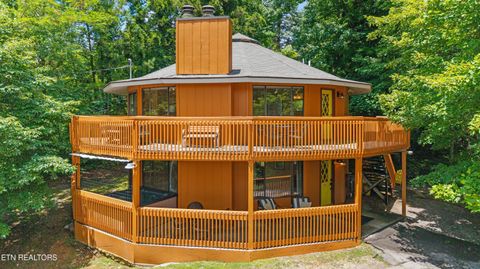 1318 Garrett Drive Gatlinburg TN 37738
