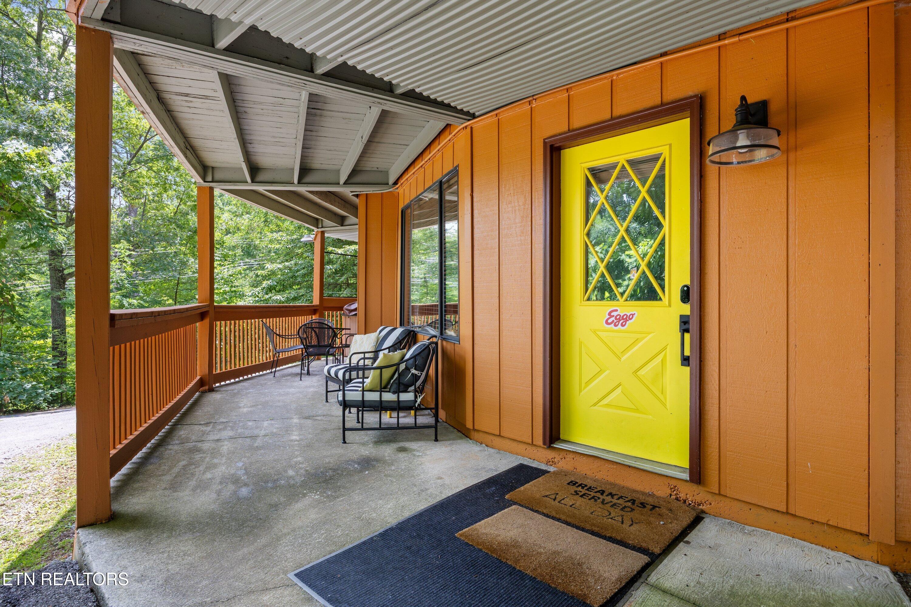 1318 Garrett Drive
