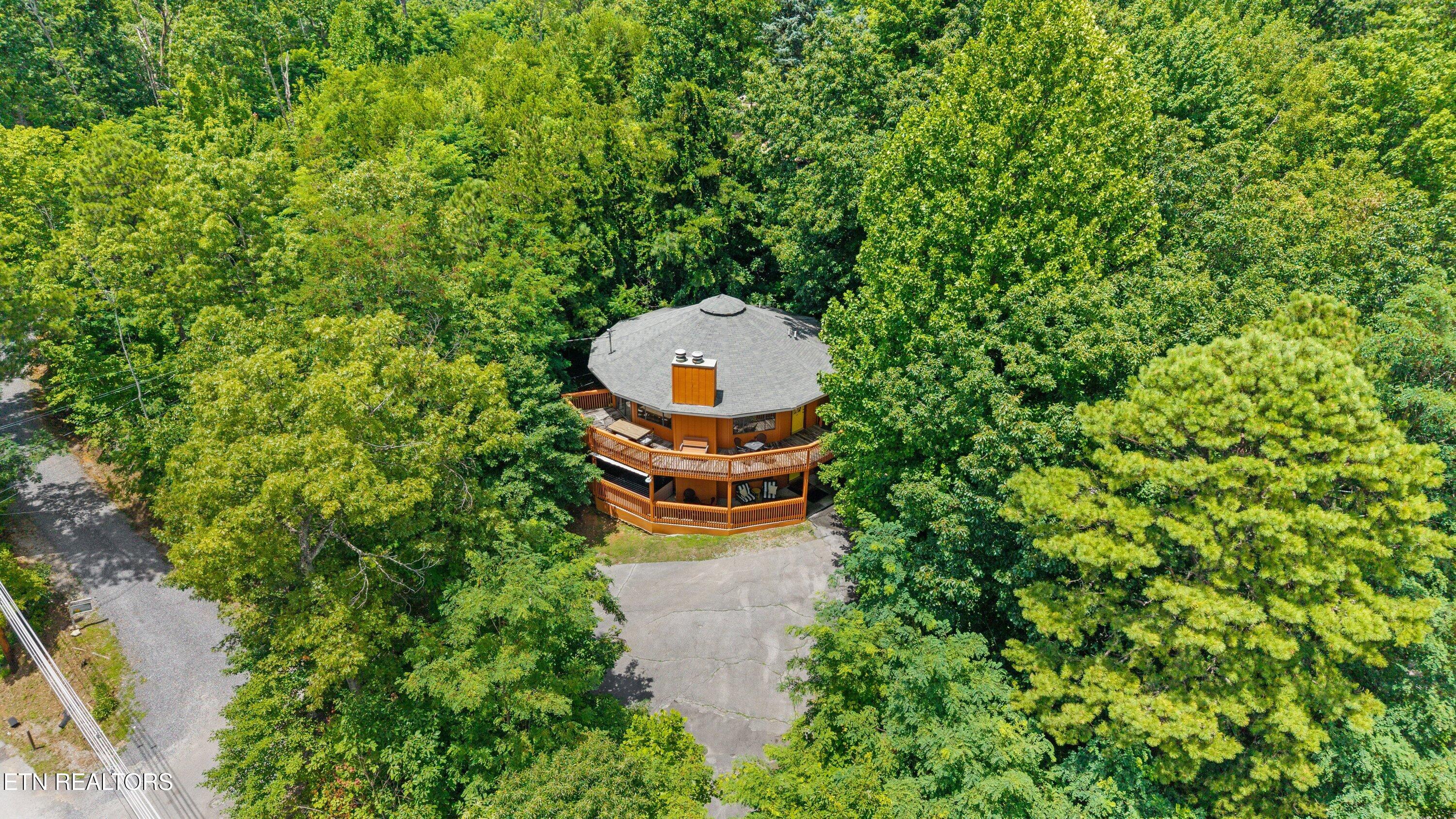 1318 Garrett Drive