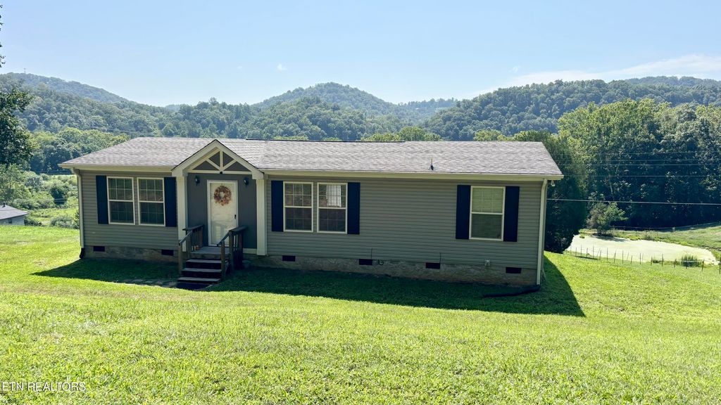 Photo of 9400 Pedigo Rd, Powell, TN 37849 (MLS # 1311760)