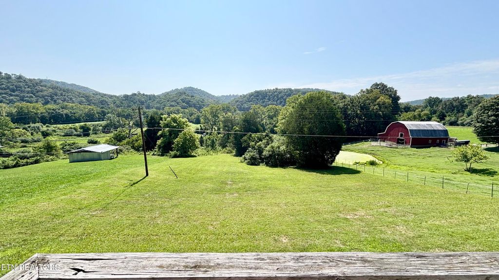 Photo of 9400 Pedigo Rd, Powell, TN 37849 (MLS # 1311760)