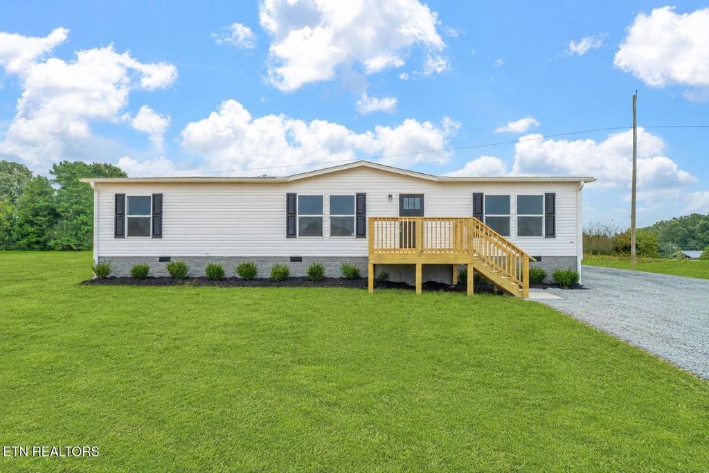 Photo of 110 County Road 314, Sweetwater, TN 37874 (MLS # 1341554)