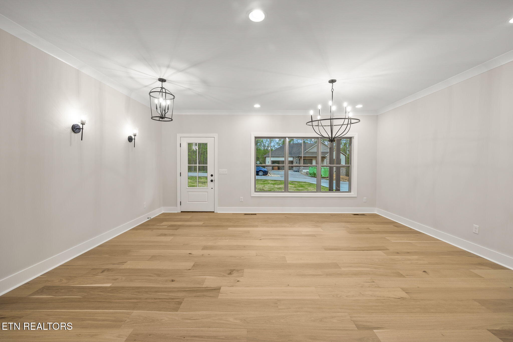 616 Lakeview Drive