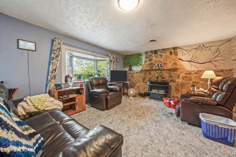 Tiny photo for 748 Christenson Rd, Deer Lodge, TN 37726 (MLS # 1346269)
