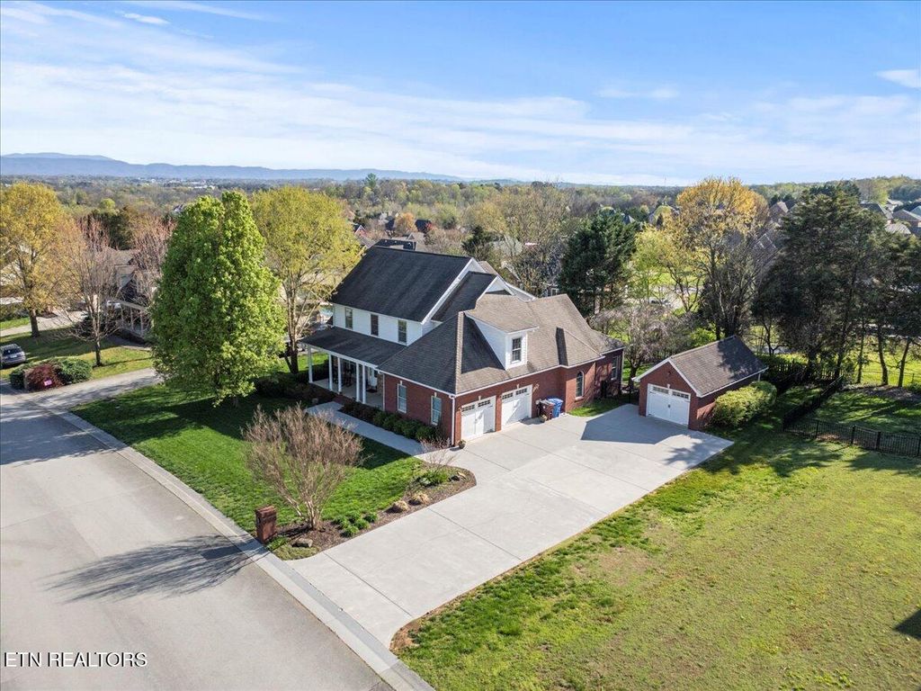 Photo of 1823 Clingman View Drive, Alcoa, TN 37701 (MLS # 1295919)