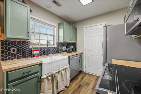 Tiny photo for 2312 Crestpark Rd, Knoxville, TN 37912 (MLS # 1324842)