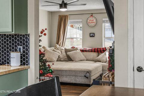 Tiny photo for 2312 Crestpark Rd, Knoxville, TN 37912 (MLS # 1324842)