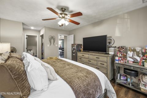 Tiny photo for 2312 Crestpark Rd, Knoxville, TN 37912 (MLS # 1324842)