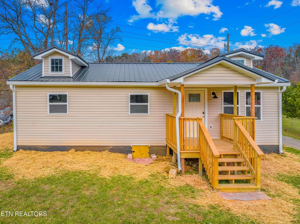 Photo of 720 Pine Brooke Rd, Morristown, TN 37813 (MLS # 1285859)