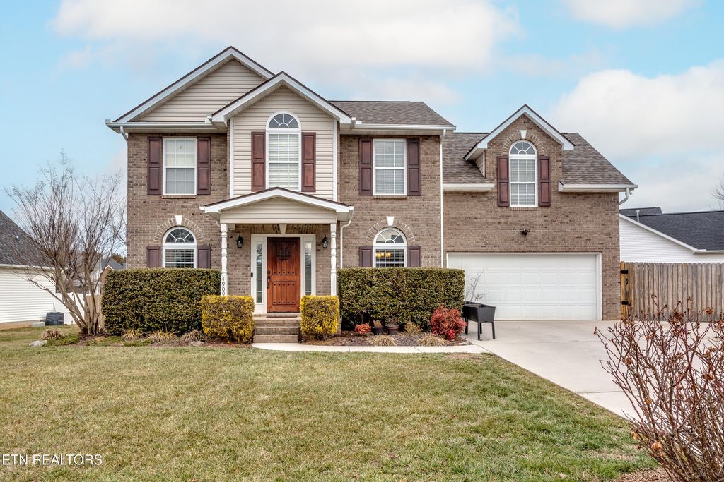 Photo of 4900 Sunday Silence Drive, Knoxville, TN 37918 (MLS # 1329325)