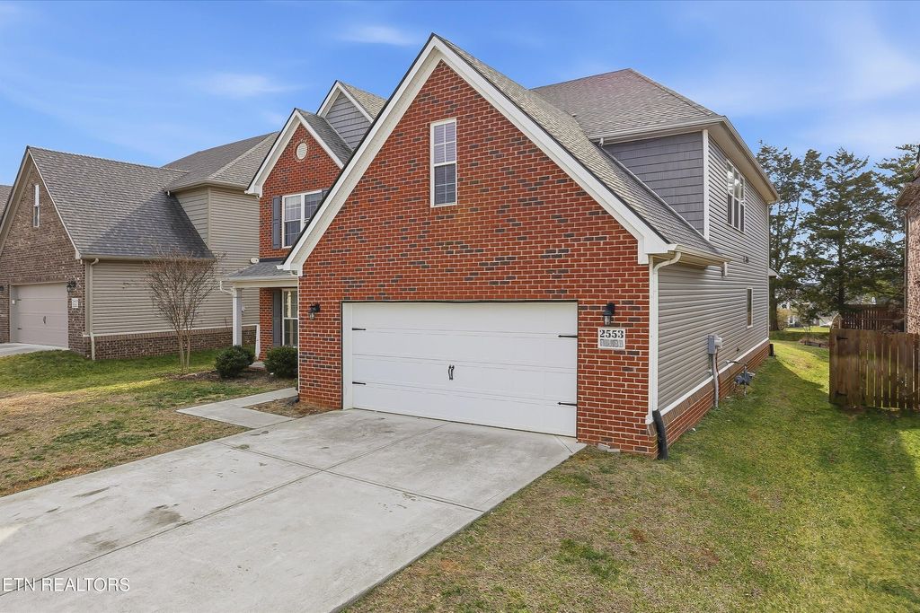 Photo of 2553 Windjammer Lane, Knoxville, TN 37932 (MLS # 1329111)