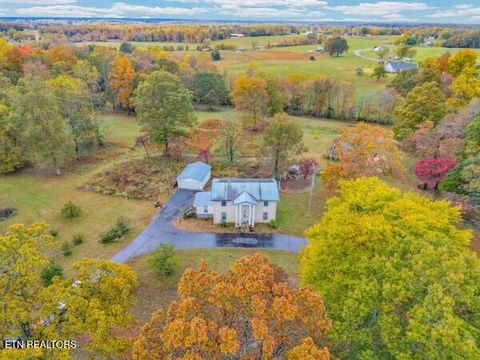 Photo of 5881 Burgess Falls Rd, Sparta, TN 38583 (MLS # 1338627)